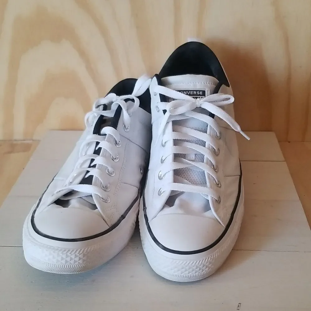 Converse White and Black Canvas Sneakers with Rubber Toe Caps Mens size 13 - Picture 2 of 7